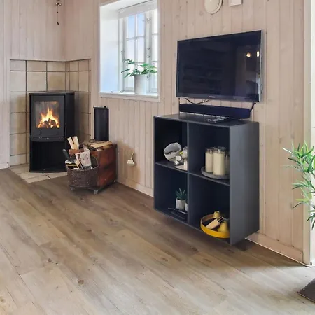 Uddi - 1-3km From The Sea By Interhome *