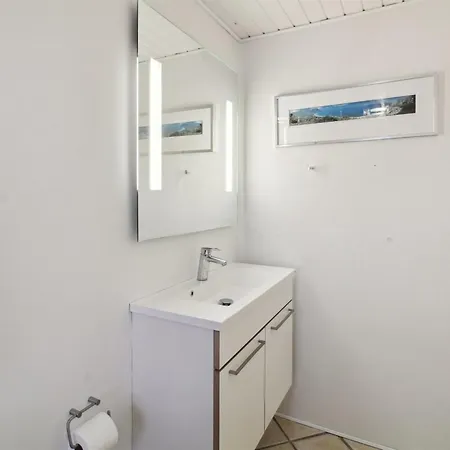 Feriehus Uddi - 1-3km From The Sea By Interhome *