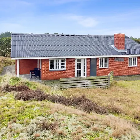 Feriehus Uddi - 1-3km From The Sea By Interhome