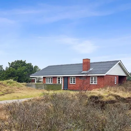Feriehus Uddi - 1-3km From The Sea By Interhome *
